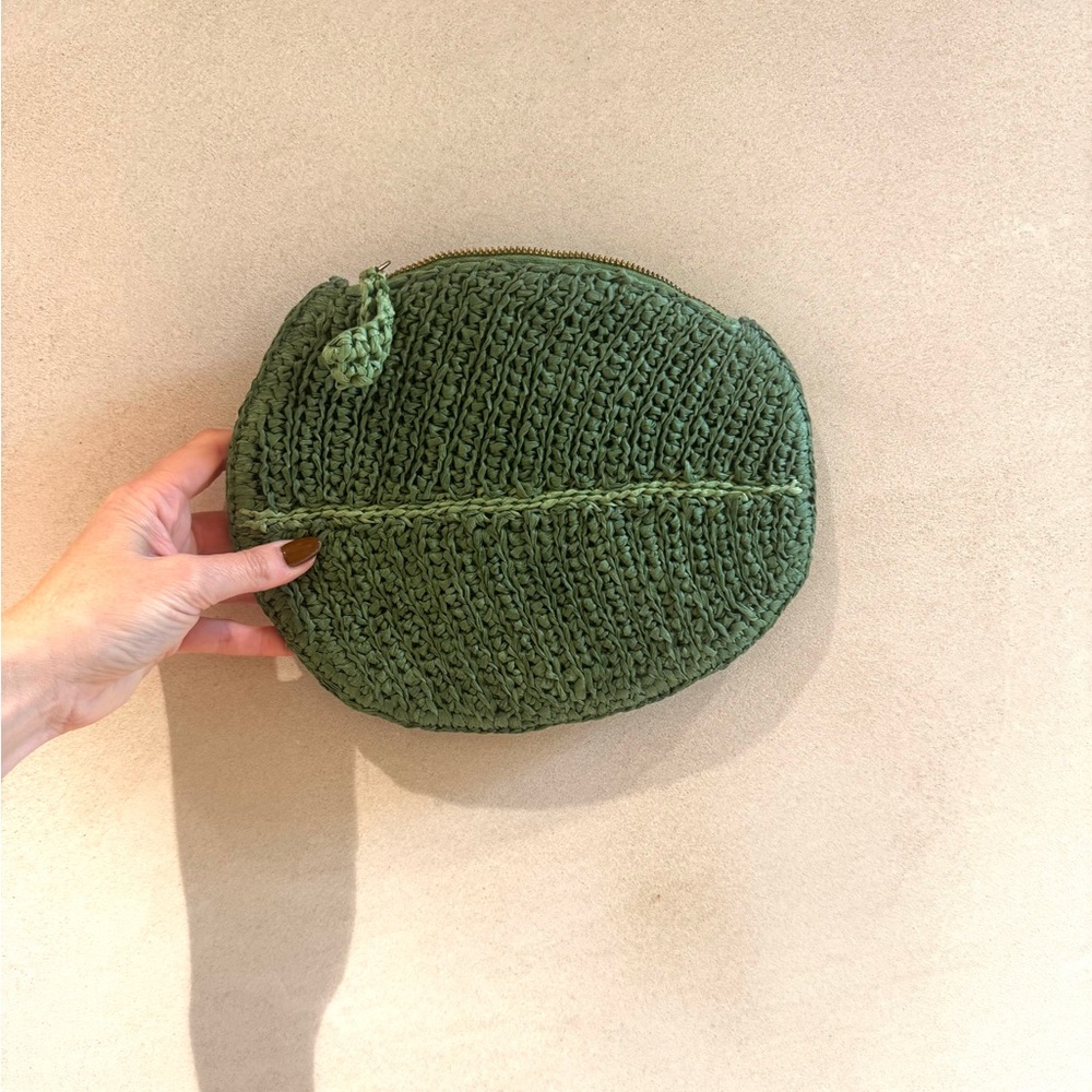 Green Knit Leaf Clutch